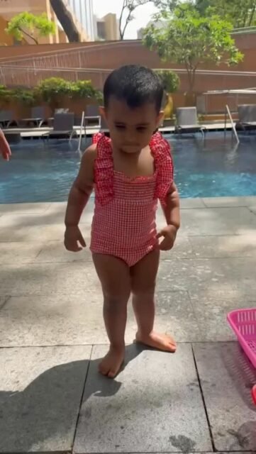 Founder’s Tip no.3 💡
A simple cue before entering the water helps children pause, focus, and enter with confidence. Safe swimming starts before the first splash. 💙🏊
.
.
.
.
.
#FoundersTip #WaterSafety #LearnToSwim #KidsSwimming #BubblingFish
