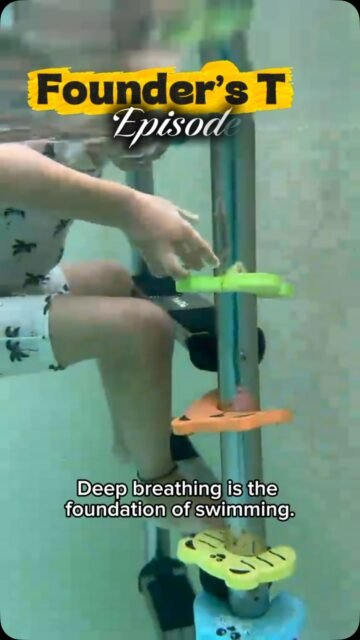 Founderβs Tip #5 π
A deep breath before going underwater helps your child stay calm, feel more confident, and enjoy swimming with better control.
Start young, learn right, have fun. π
#FoundersTip #BubblingFish #KidsSwimming #SwimmingTips WaterConfidence
